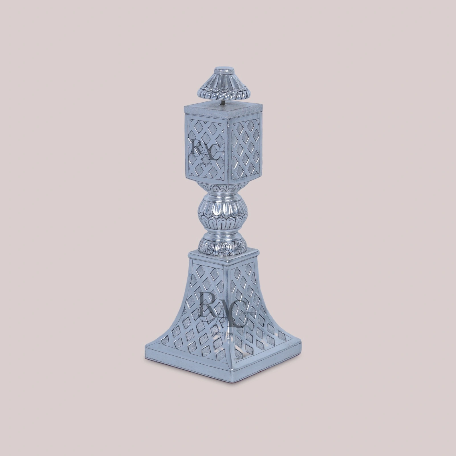 Silver Royal Designer Pillar Stand